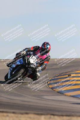 media/Dec-15-2023-Apex Assassins (Fri) [[91f19fb1c7]]/Trackday 1/Session 4 (Turn 12)/